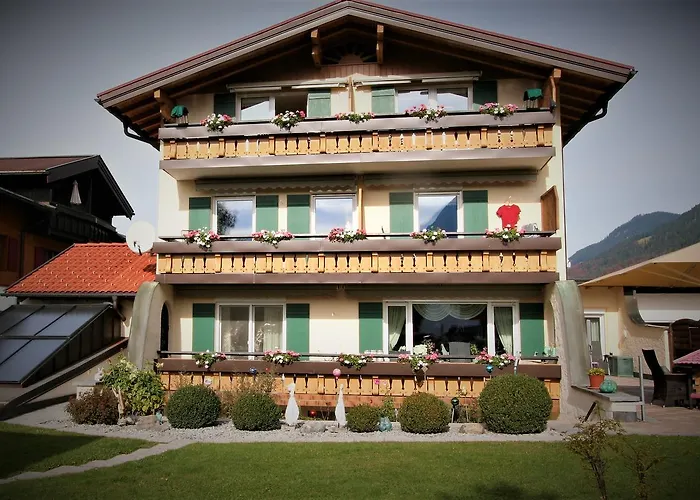 アパート Alpenflair Gaestehaus Tepferdt *