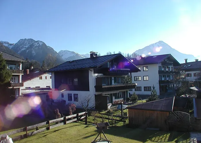 アパート Alpenflair Gaestehaus Tepferdt *