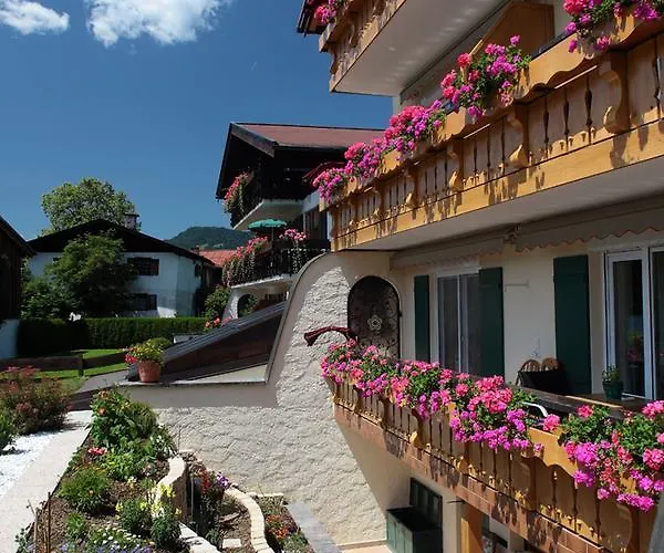Alpenflair Gaestehaus Tepferdt アパート